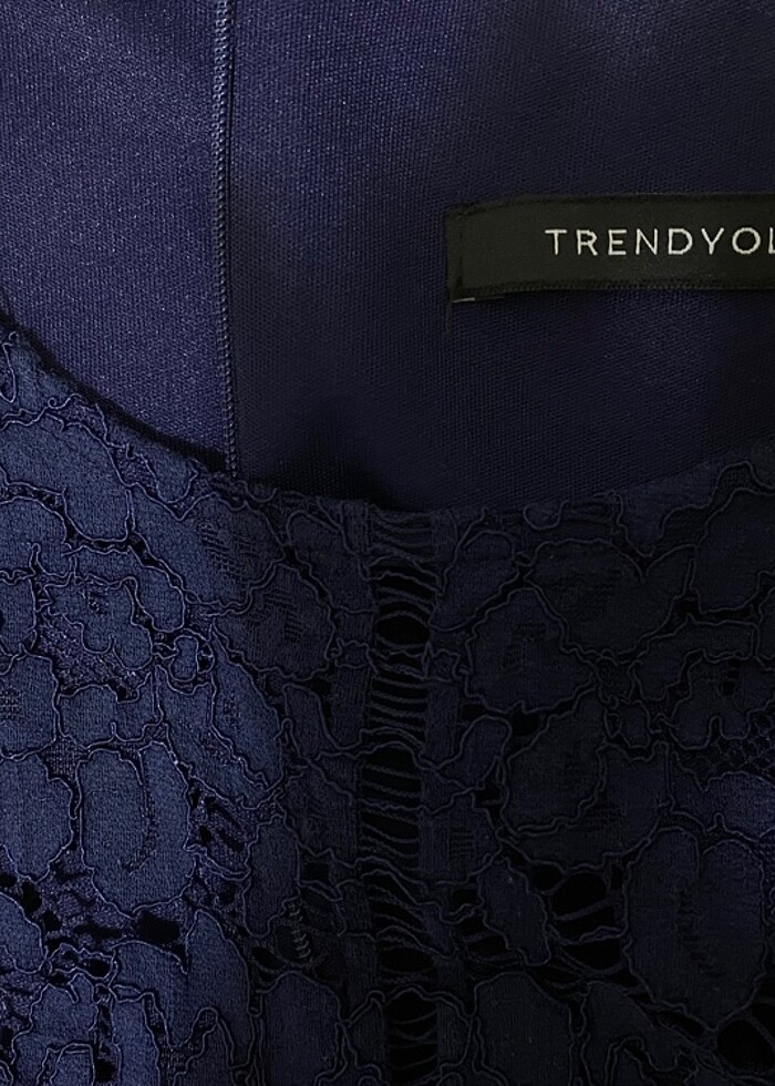 Trendyolmilla lacivert dantelli elbise - Görsel 4