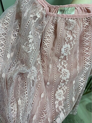 H&M dantelli crop bluz - Görsel 6