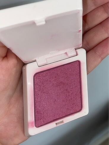 Beden Fenty Beauty Wattabratt Allık