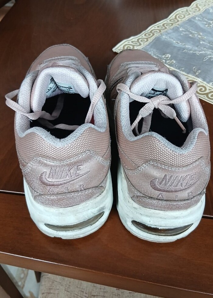 Nike orjinal ayykabi 1 kere kullanildi - Görsel 2