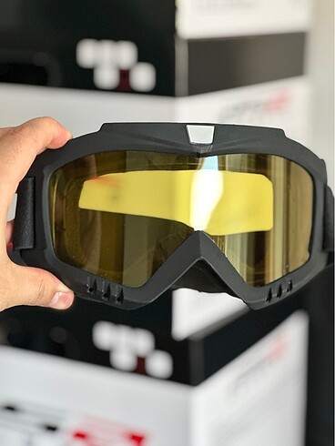 SIFIR PAKETLİ KAYAK GÖZLÜĞÜ STANDART BEDEN AYARLI KOYU CAM - Görsel 4