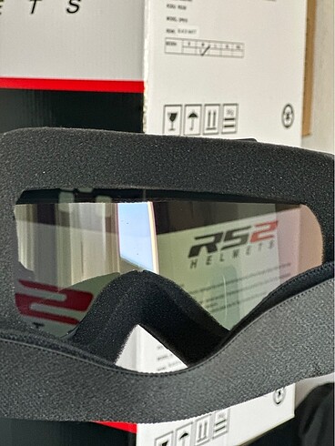 SIFIR PAKETLİ KAYAK GÖZLÜĞÜ STANDART BEDEN AYARLI KOYU CAM - Görsel 10