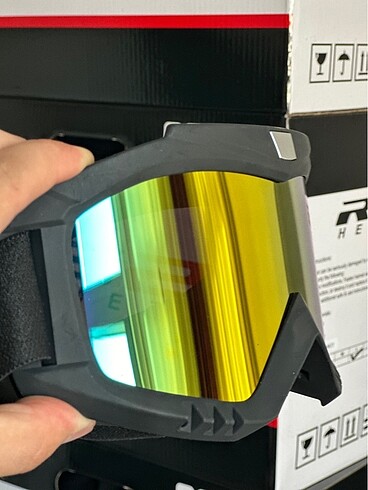 SIFIR PAKETLİ KAYAK GÖZLÜĞÜ STANDART BEDEN AYARLI KOYU CAM - Görsel 8