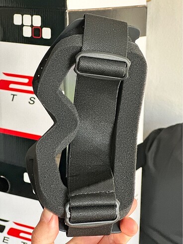 SIFIR PAKETLİ KAYAK GÖZLÜĞÜ STANDART BEDEN AYARLI KOYU CAM - Görsel 7