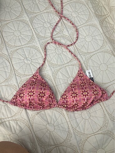Bikini üstü