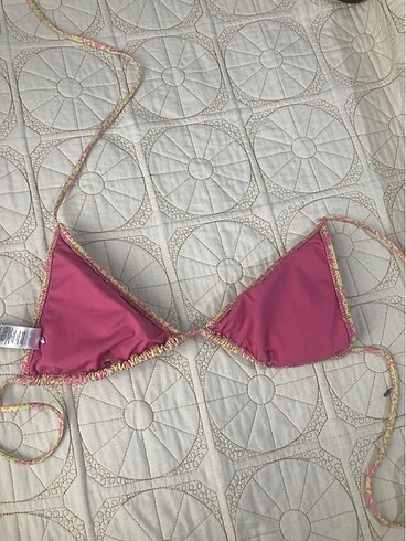Trendyol & Milla Üçgen bağlamalı bikini üstü