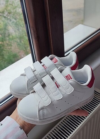 25 Beden Adidas Stan Smith çocuk spor ayakkabı