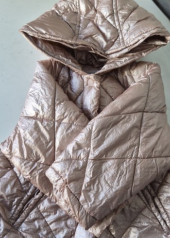 Parlak Pembe Kapüşonlu Kız Mont - Görsel 3