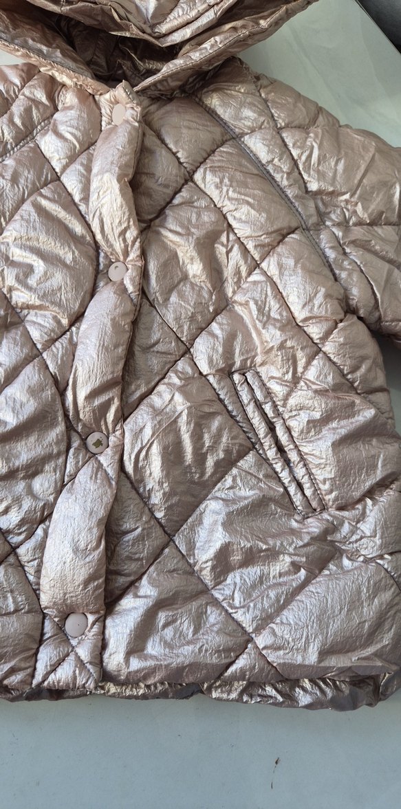 Parlak Pembe Kapüşonlu Kız Mont - Görsel 2