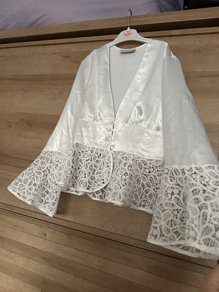 Dantel Detaylı Beyaz Saten gecelik - Görsel 4