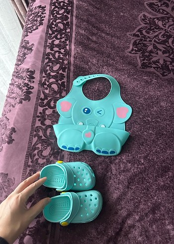 Fil Desenli Mavi Bebek Önlüğü ve Ayakkabısı - Görsel 2