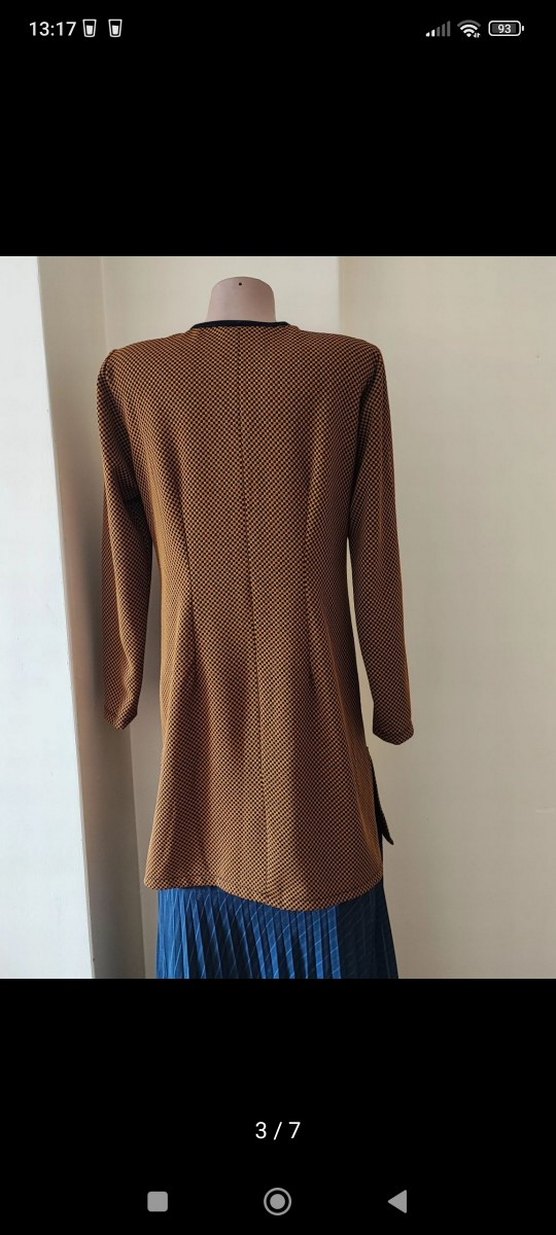 Kahverengi Uzun Kollu Kadın Tunik ve Lacivert etek Takım - Görsel 3