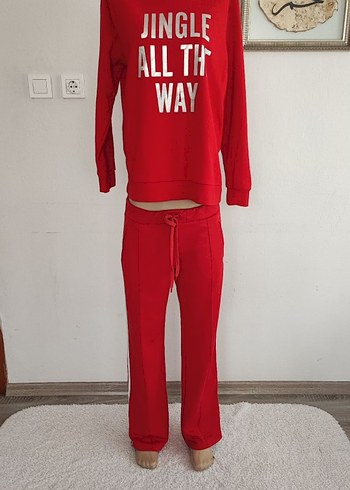 Kırmızı Baskılı Kapüşonlu Kadın Sweatshirt - Görsel 2