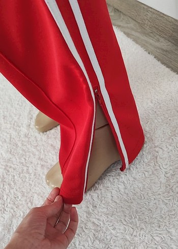 Kırmızı Baskılı Kapüşonlu Kadın Sweatshirt - Görsel 7