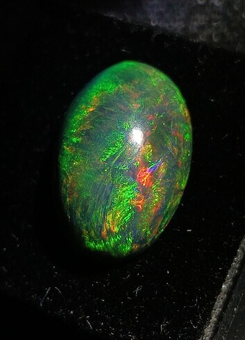 Diğer 4.90 CT JANJANLI SİYAH ETİYOPYA OPALİ