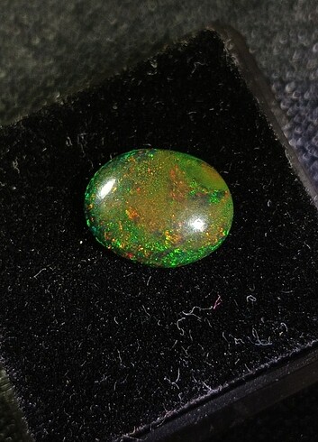 Beden çeşitli Renk 1.40 CT JANJANLI SİYAH ETİYOPYA OPALİ