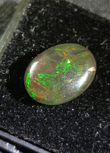 Beden 2.60 CT JANJANLI SİYAH ETİYOPYA OPALİ
