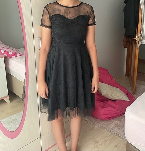 Asos GECE ELBİSESİ SIFIR GİBİ