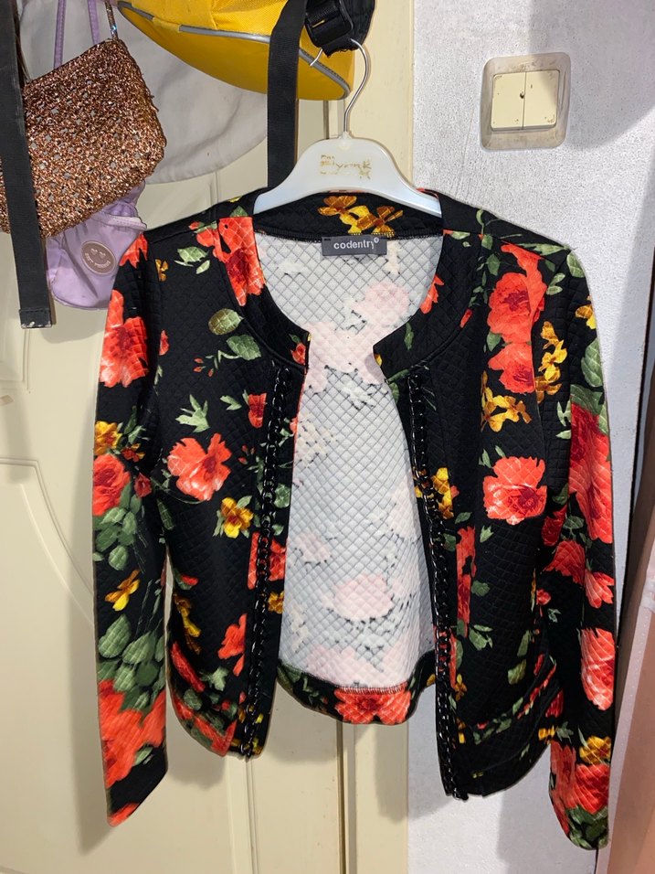 Çiçek Desenli Fermuarlı Kadın Ceket - Görsel 2