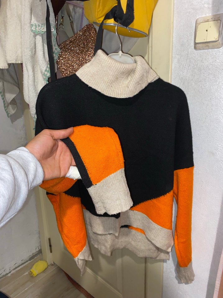 Yüksek Yakalı Renk Bloklu Örgü Kadın Kazak - Görsel 2