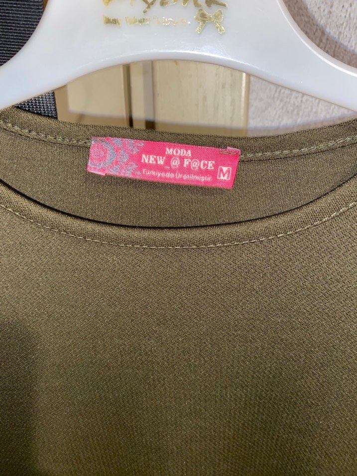 Düğmeli Uzun Kollu Haki Uzun Elbise - Görsel 3