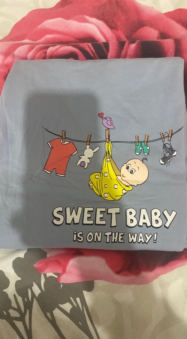 Gri Desenli Hamile Tişörtü - Görsel 2