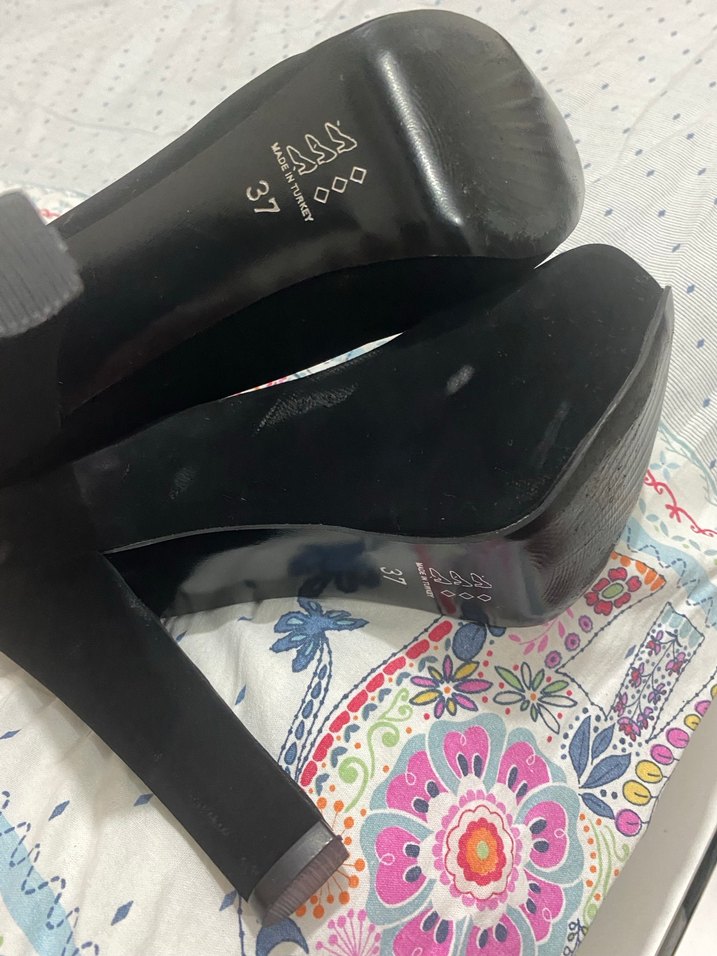 Siyah Tokalı Stiletto Topuklu Kadın Ayakkabı - Görsel 4