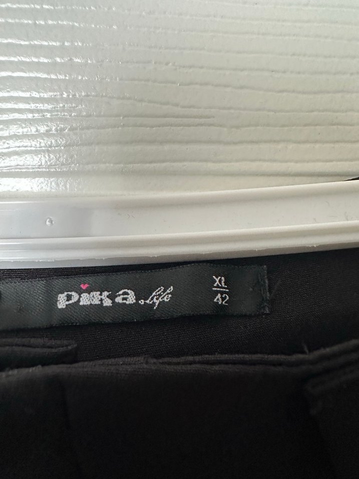 Kadın Siyah Pileli Kumaş Pantolon - Görsel 5