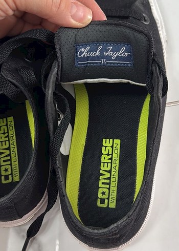 Converse Siyah Beyaz Düz Tabanlı Kadın Spor Ayakkabı - Görsel 4