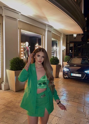 Parlak Yeşil Mini Etek Crop İkili Takım - Görsel 2