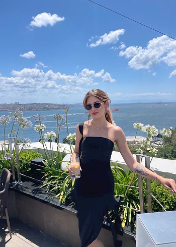 Siyah Straplez Püsküllü Midi Elbise - Görsel 4