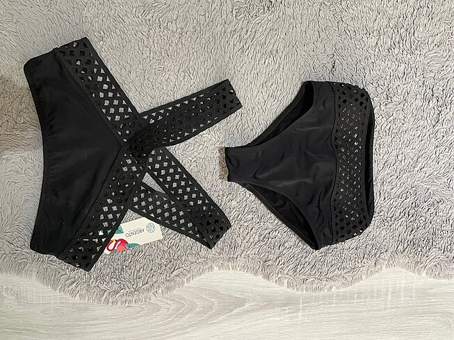 Diğer Argento Bikini