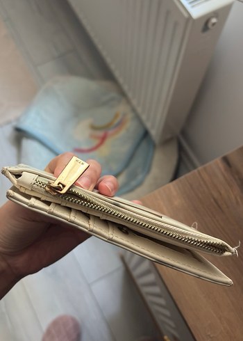 Beyaz Baskılı Fermuarlı Kadın Cüzdanı - Görsel 3