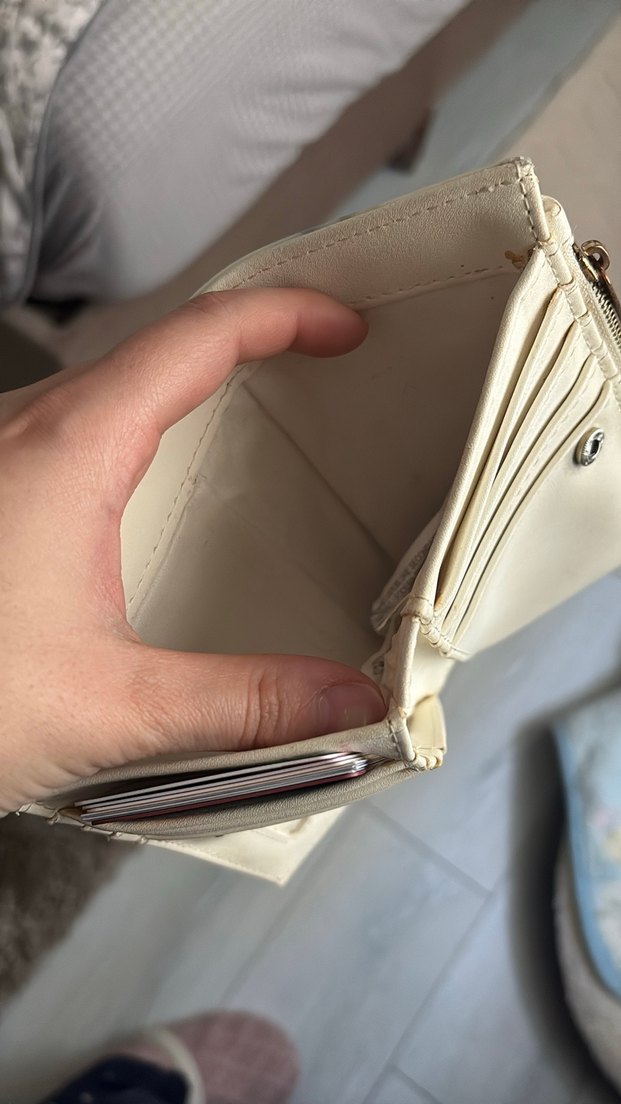 Beyaz Baskılı Fermuarlı Kadın Cüzdanı - Görsel 4