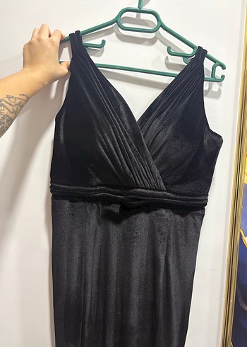 V Yakalı Siyah Uzun Drapeli Kadın Elbise - Görsel 4