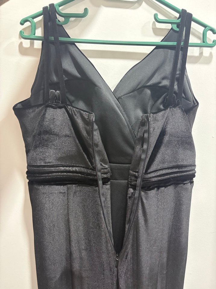 V Yakalı Siyah Uzun Drapeli Kadın Elbise - Görsel 5