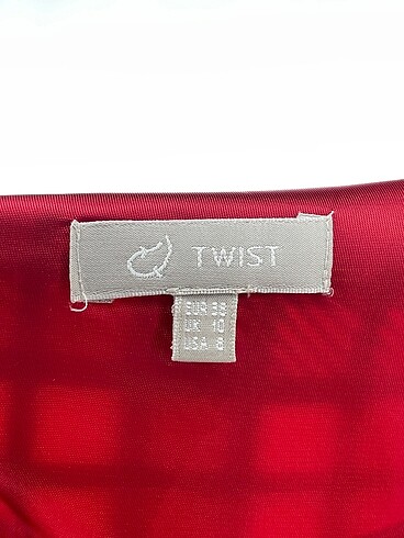 36 Beden kırmızı Renk Twist Kısa Elbise %70 İndirimli.