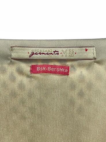 m Beden çeşitli Renk Bershka Kısa Elbise %70 İndirimli.