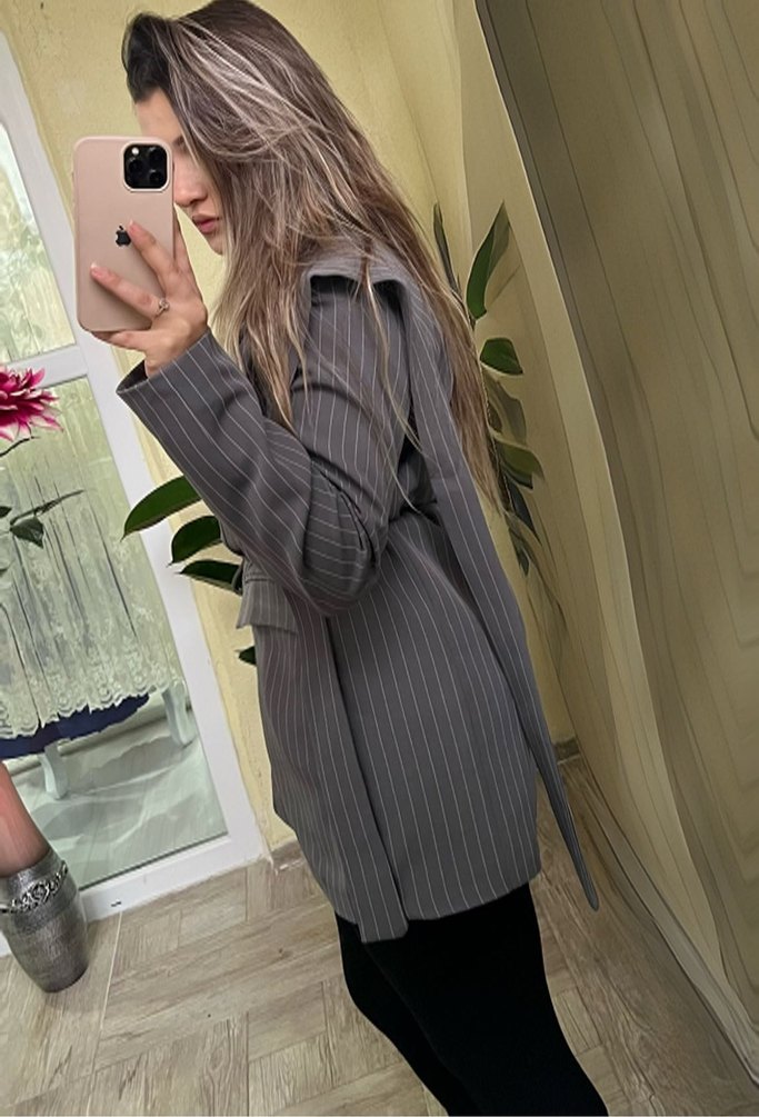 Gri Çizgili Kemerli Kadın Blazer Ceket - Görsel 4