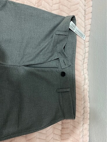 Zara Gri pantolon hiç giyilmedi