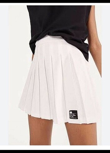 Bershka pileli etek 