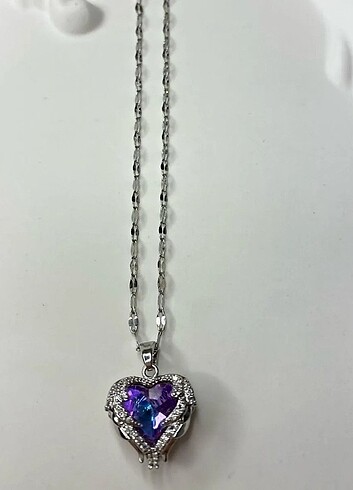 swarovski HOLOGRAM KALP KOLYE