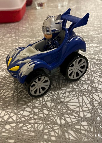 Kedi Çocuklu araba - Görsel 2