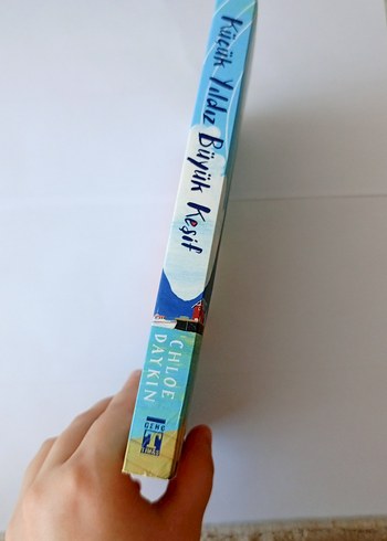 Beden Renk Küçük Yıldız Büyük Keşif Roman Kitap