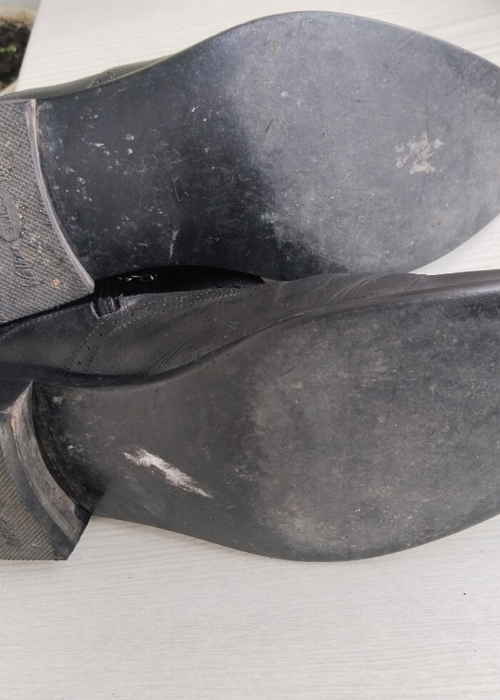 Siyah erkek bot  - Görsel 4