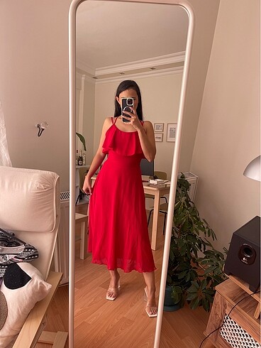Kırmızı Uzun Elbise