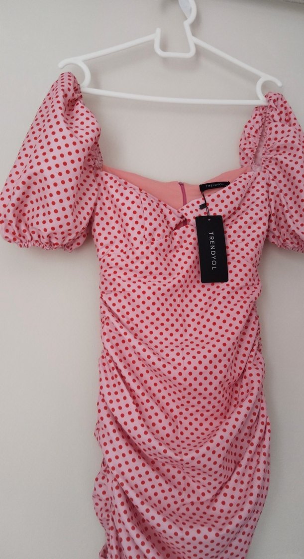 Puantiyeli Pembe Drapeli Mini Elbise - Görsel 3