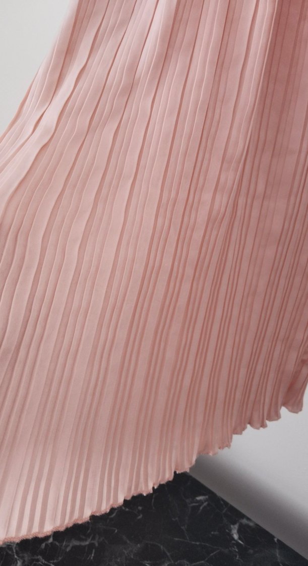 Pembe Piliseli Uzun Askılı Kadın Elbise - Görsel 5