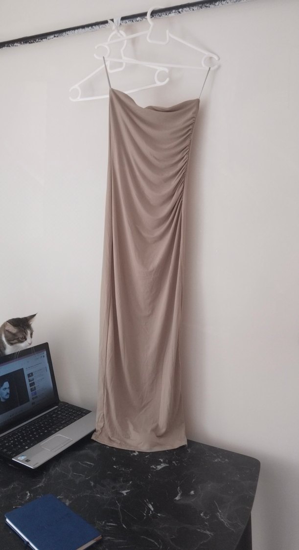 Bej Drapeli Uzun Keten Straplez Elbise - Görsel 2