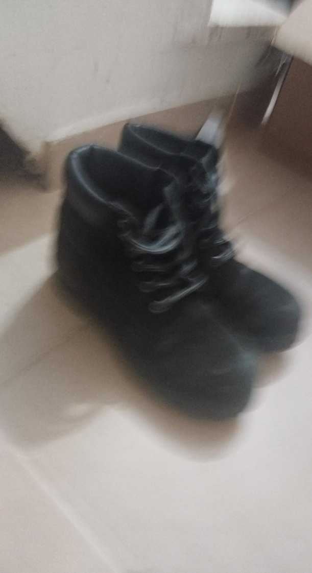 Siyah Zincir Tokalı Kadın Bot - Görsel 3